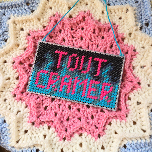 "Tout Cramer" Neon Sign