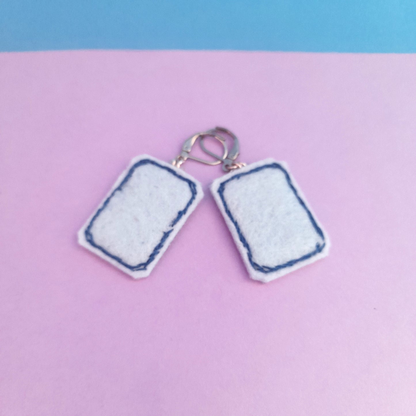 [Sale] Cute Calculator Earrings