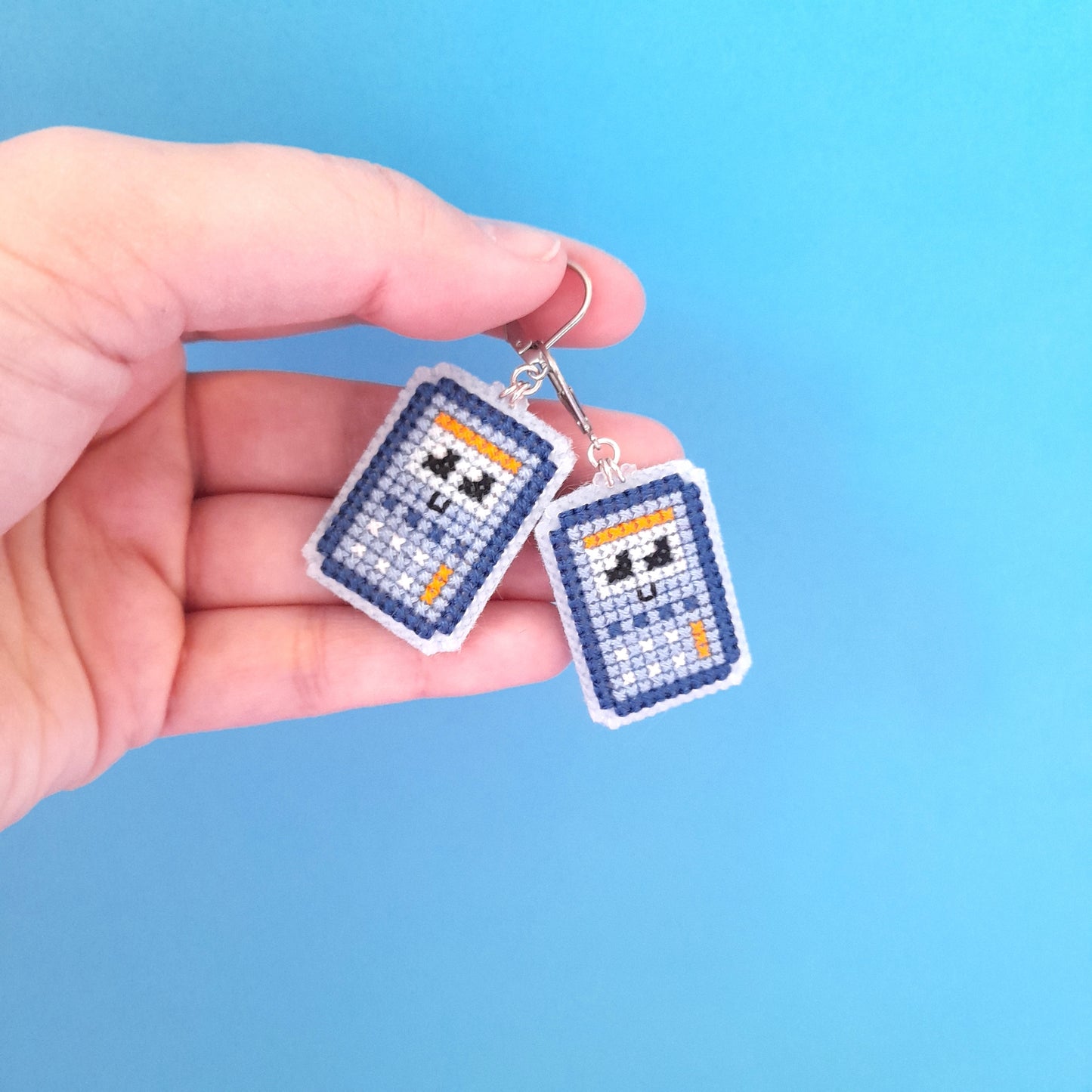 [Sale] Cute Calculator Earrings